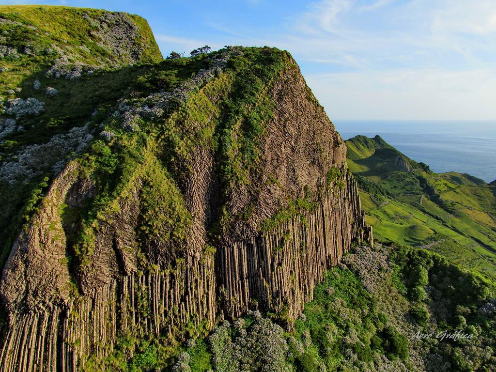 Вилла Sitio Da Assumada Lajes das Flores Экстерьер фото