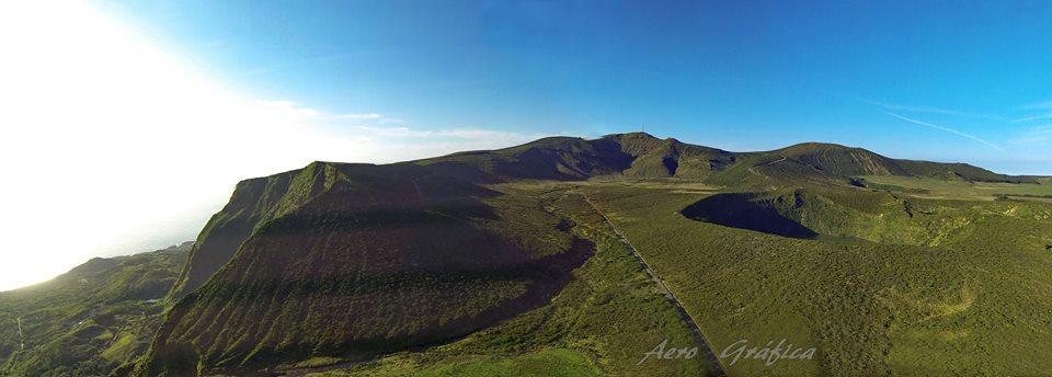 Вилла Sitio Da Assumada Lajes das Flores Экстерьер фото